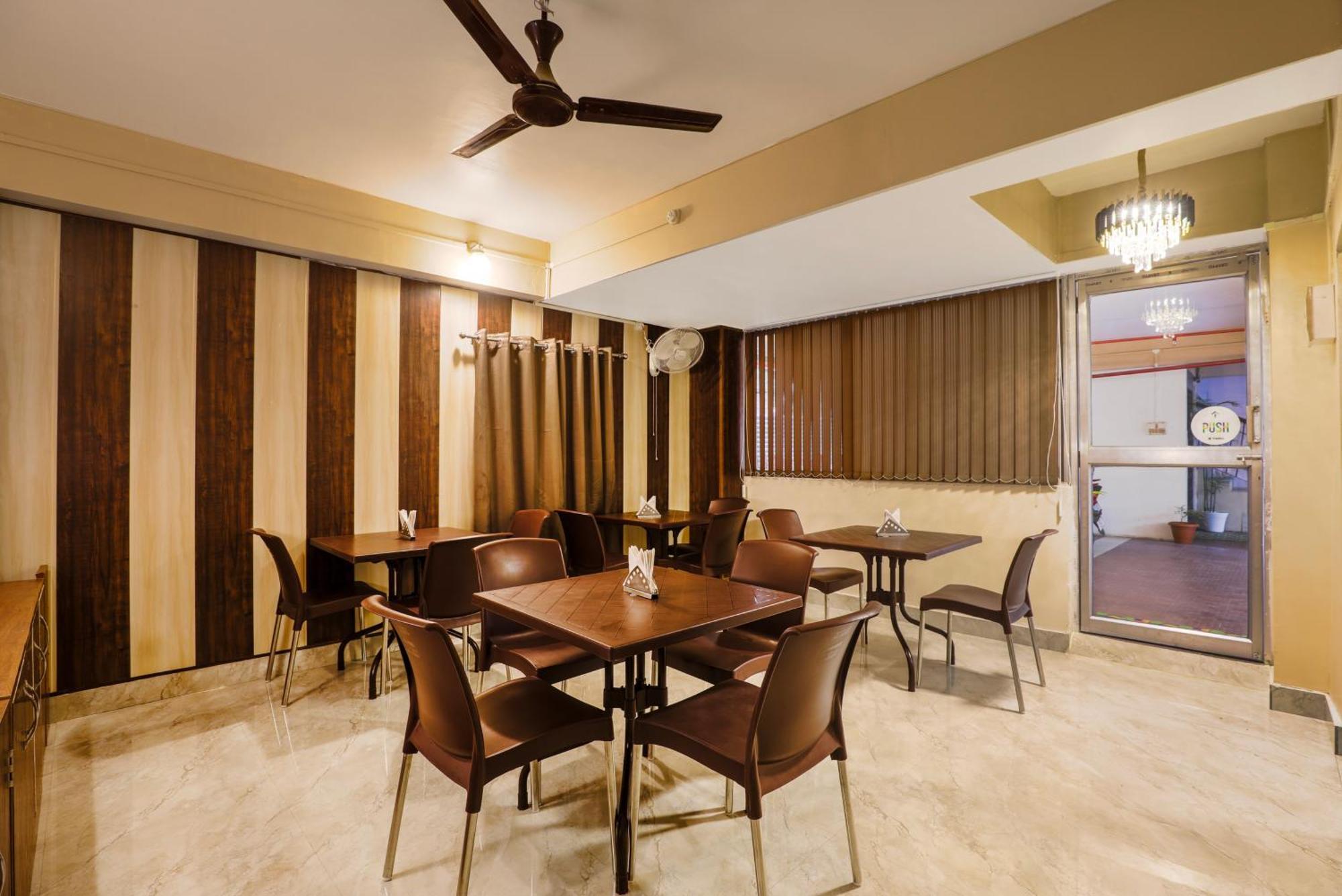 Treebo Urban Oasis Inn Guwahati Exterior foto